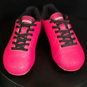 Soccer Cleats Vizari Stealth FG in pink & black Size: US 13C Condition: GREAT
